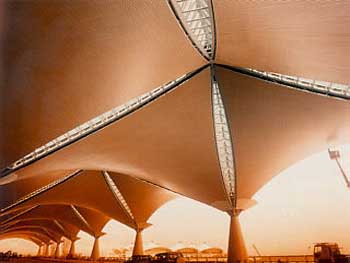 Dobner Metalldecken im Kuala Lumpur - Flughafen